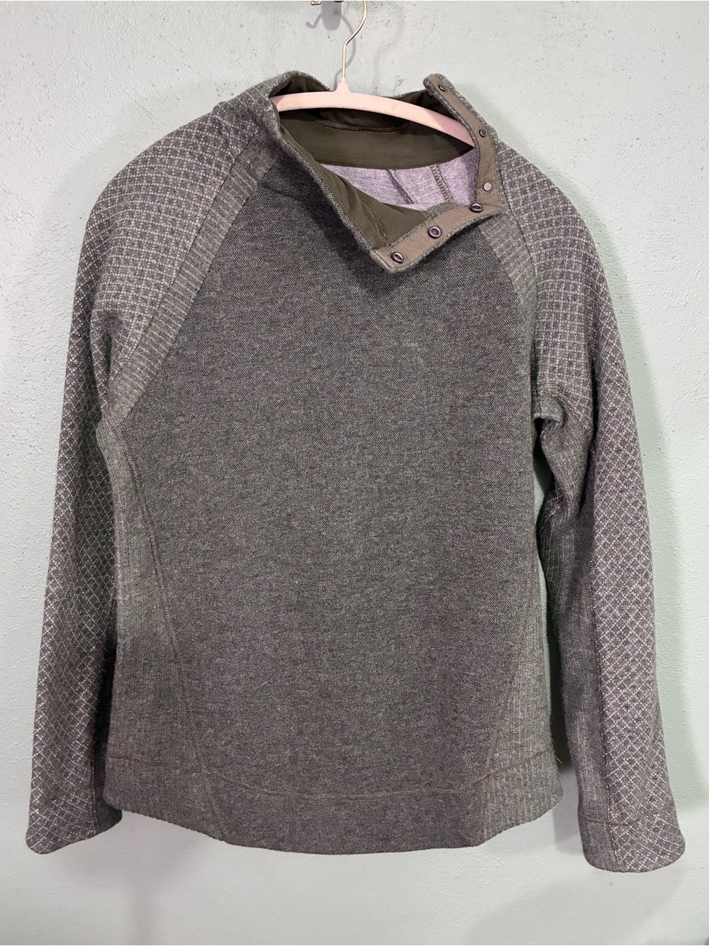 prAna Women’s Medium Olive Green Funnel Neck Snap Pullover Sweater